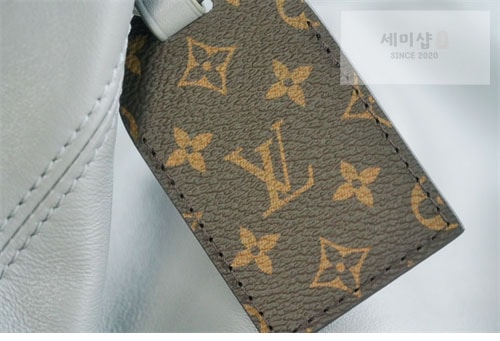 Louis Vuitton 루이비통 캐리올 카고 MM M25143 그레이 Bag 18번 이미지