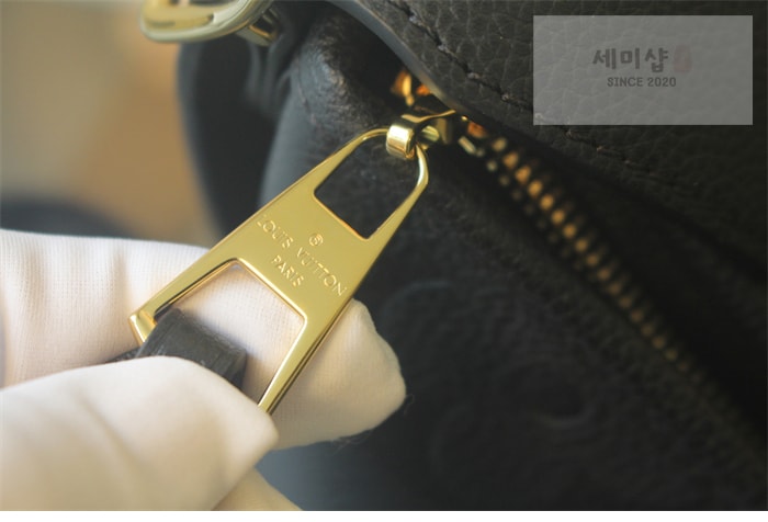 Louis Vuitton 루이비통 캐리올 PM 앙프렝뜨 모노그램 M46288 블랙 Bag 8번 이미지