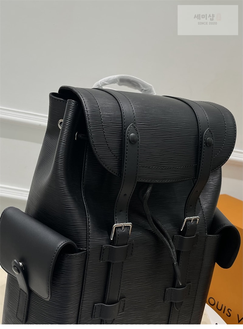 Louis Vuitton 루이비통 크리스토퍼 MM 에피 블랙 M24326 에피 Bag 12번 이미지