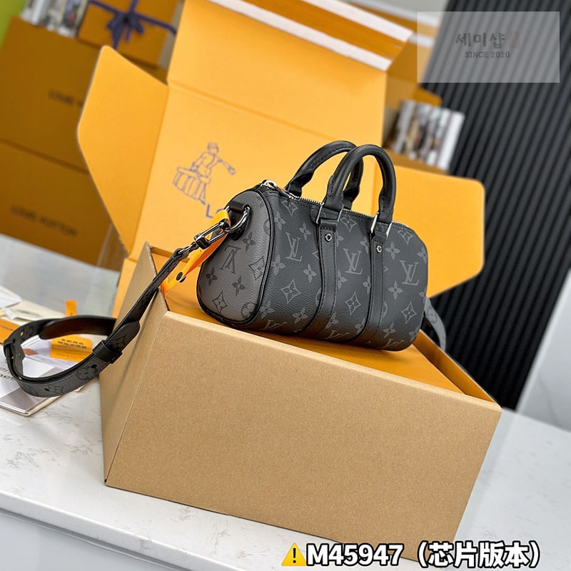 Louis Vuitton 루이비통 키폴 XS 이클립스 미니 크로스백 M45947 이클립스 Bag 5번 이미지