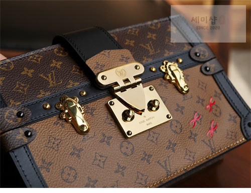 Louis Vuitton 루이비통 트렁크 클러치 M43596 모노그램 Bag 2번 이미지