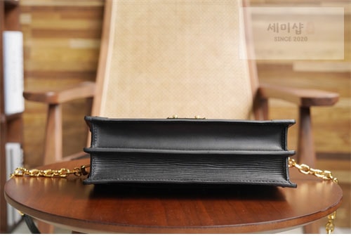 Louis Vuitton 루이비통 트렁크 클러치 M43596 에피 Bag 3번 이미지
