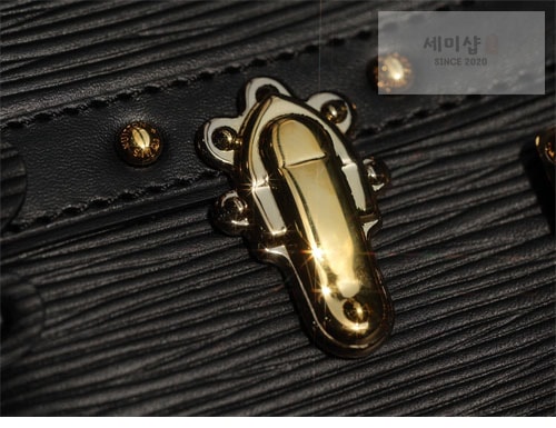 Louis Vuitton 루이비통 트렁크 클러치 M43596 에피 Bag 9번 이미지