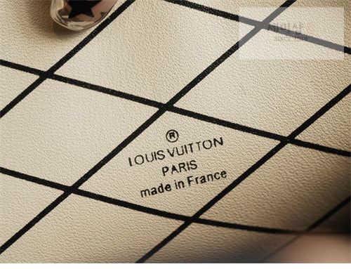 Louis Vuitton 루이비통 트렁크 클러치 M43596 에피 Bag 13번 이미지