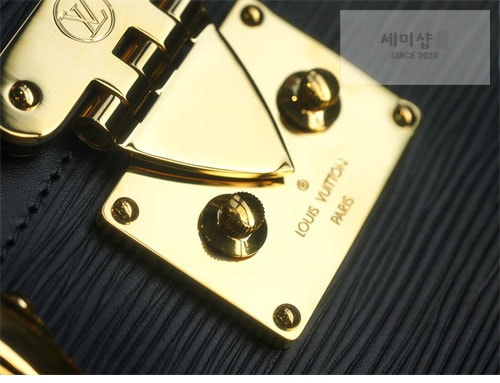Louis Vuitton 루이비통 트렁크 클러치 M43596 에피 Bag 16번 이미지