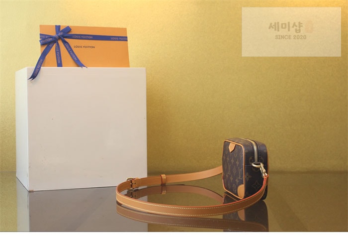 Louis Vuitton 루이비통 트로카데로 웨어러블 월릿 모노그램 M14058 모노그램 Bag 7번 이미지
