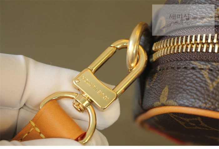 Louis Vuitton 루이비통 트로카데로 웨어러블 월릿 모노그램 M14058 모노그램 Bag 11번 이미지