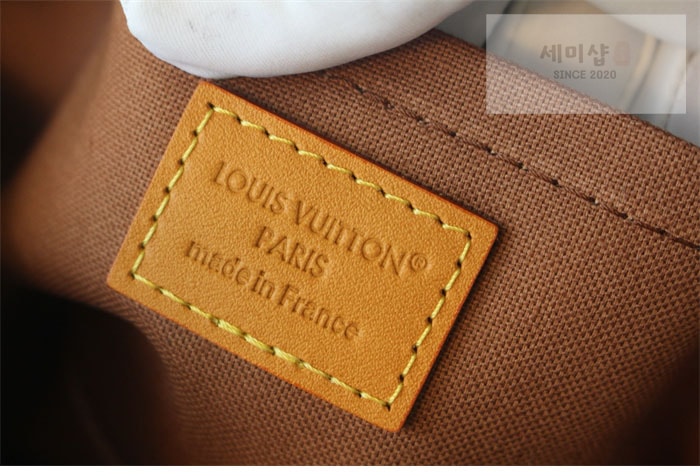 Louis Vuitton 루이비통 트로카데로 웨어러블 월릿 모노그램 M14058 모노그램 Bag 6번 이미지