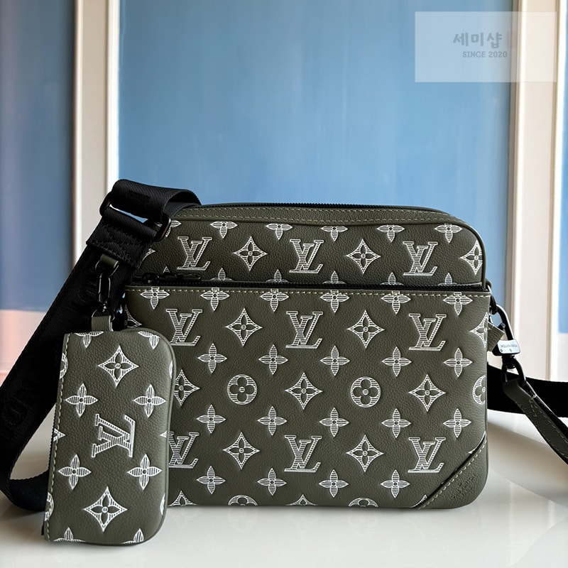 Louis Vuitton 루이비통 트리오 메신저백 그린 쉐도우 모노그램 M12490 올리브 모노그램 Bag 7번 이미지