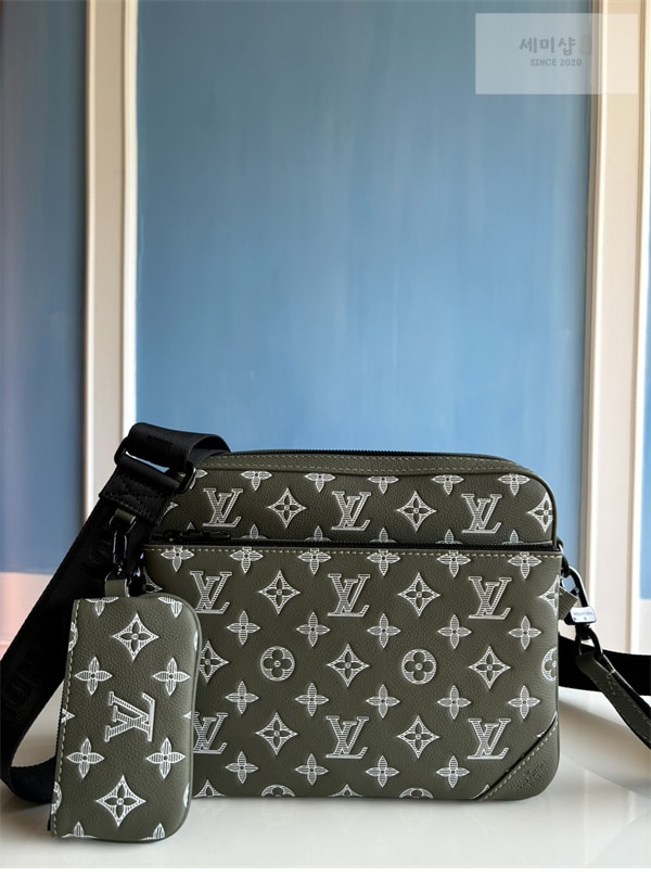 Louis Vuitton 루이비통 트리오 메신저백 그린 쉐도우 모노그램 M12490 올리브 모노그램 Bag 1번 이미지