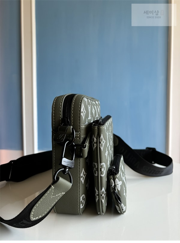 Louis Vuitton 루이비통 트리오 메신저백 그린 쉐도우 모노그램 M12490 올리브 모노그램 Bag 8번 이미지