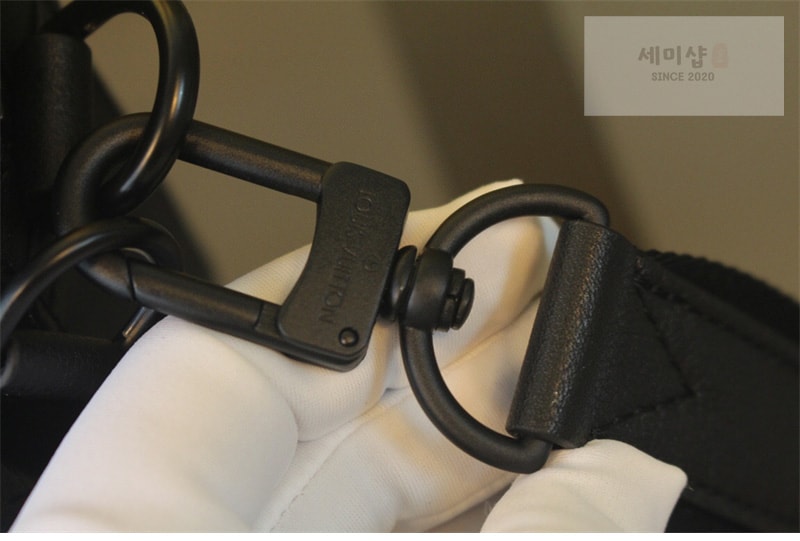 Louis Vuitton 루이비통 트리오 메신저 백 섀도우 모노그램 M46602 레플리카 4번 이미지 - Bag | 세미샵 레플리카 사이트