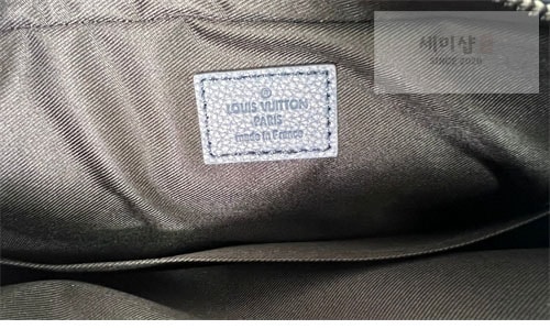 Louis Vuitton 루이비통 트리오 쉐도우 모노그램 메신저백 M24753 네이비 모노그램 Bag 15번 이미지