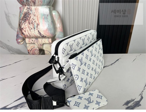 Louis Vuitton 루이비통 트리오 쉐도우 모노그램 메신저백 M24754 화이트 모노그램 Bag 2번 이미지