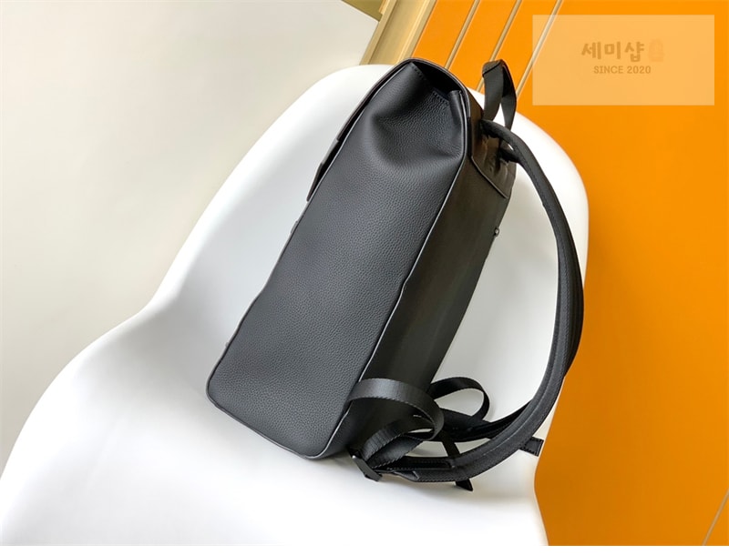 Louis Vuitton 루이비통 패스트라인 LV에어로그램 백팩 M21367 블랙 Bag 5번 이미지