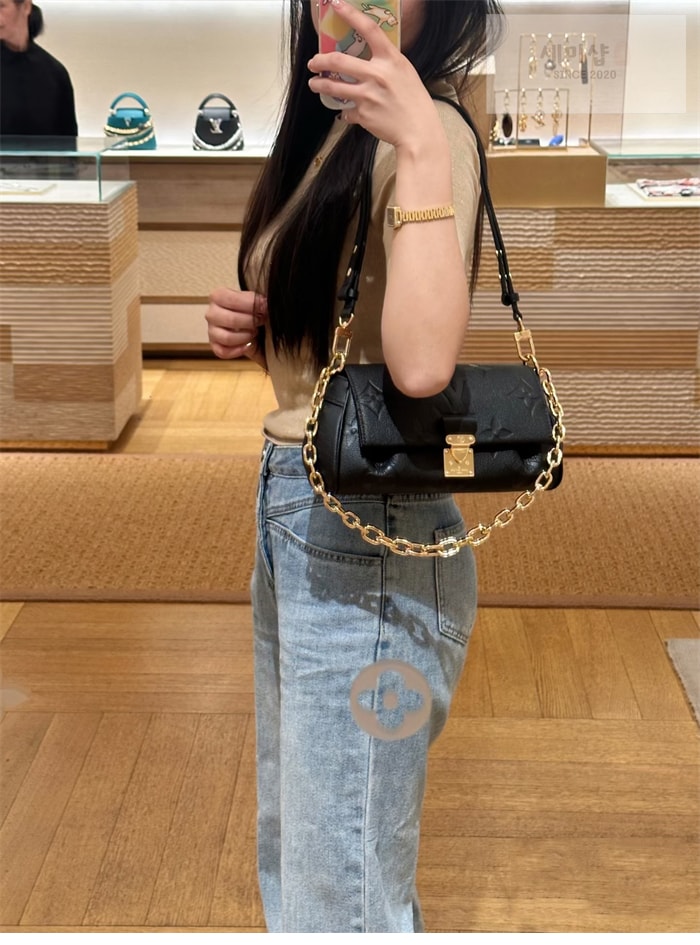 Louis Vuitton 루이비통 페이보릿 앙프렝뜨 모노그램 M45813 블랙 Bag 3번 이미지