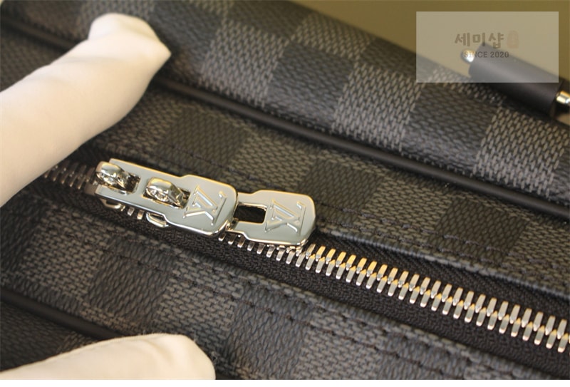 Louis Vuitton 루이비통 포르트 도큐멍 보야주 PM 다미에 그라파이트 N41478 다미에 Bag 2번 이미지