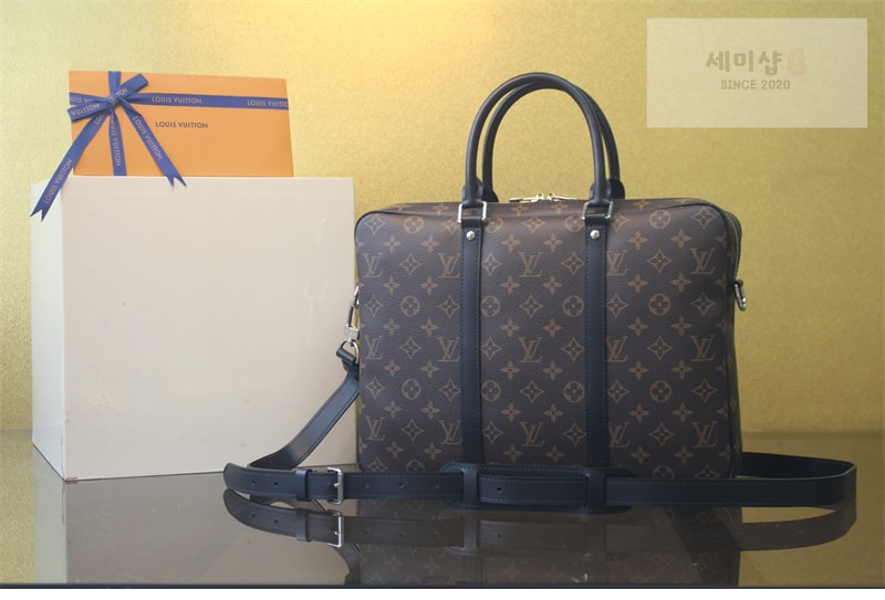 Louis Vuitton 루이비통 포르트 도큐멍 보야주 PM 모노그램 M52005 모노그램 Bag 8번 이미지