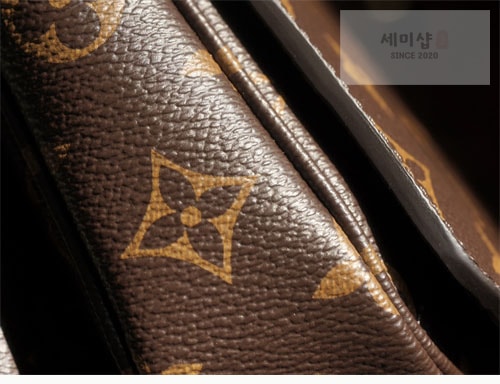Louis Vuitton 루이비통 포쉐트 메티스 모노그램 M44875 모노그램 Bag 17번 이미지