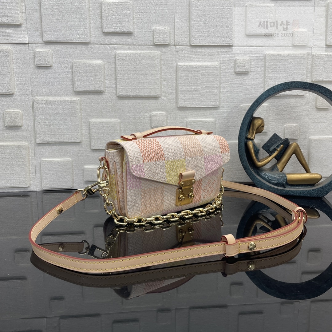 Louis Vuitton 루이비통 포쉐트 메티스 이스트웨스트 피치 토드 숄더백 N40749 피치 Bag 4번 이미지