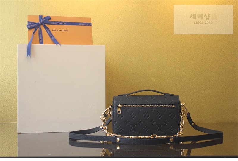 Louis Vuitton 루이비통 포쉐트 메티스 이스트 웨스트 앙프렝뜨 모노그램 M46595 블랙 Bag 8번 이미지