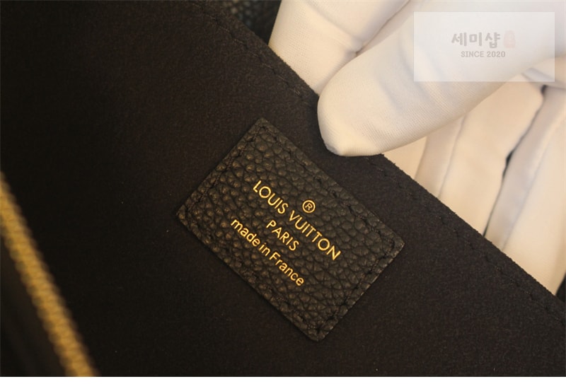 Louis Vuitton 루이비통 포쉐트 메티스 이스트 웨스트 앙프렝뜨 모노그램 M46595 블랙 Bag 2번 이미지