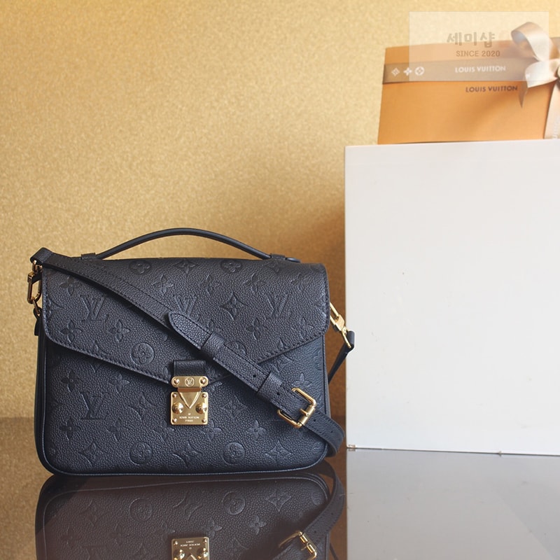 Louis Vuitton 루이비통 포쉐트 메티스 핸드백 앙프렝뜨 모노그램 M41487 블랙 Bag 7번 이미지