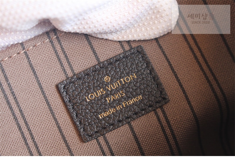 Louis Vuitton 루이비통 포쉐트 메티스 핸드백 앙프렝뜨 모노그램 M41487 블랙 Bag 10번 이미지