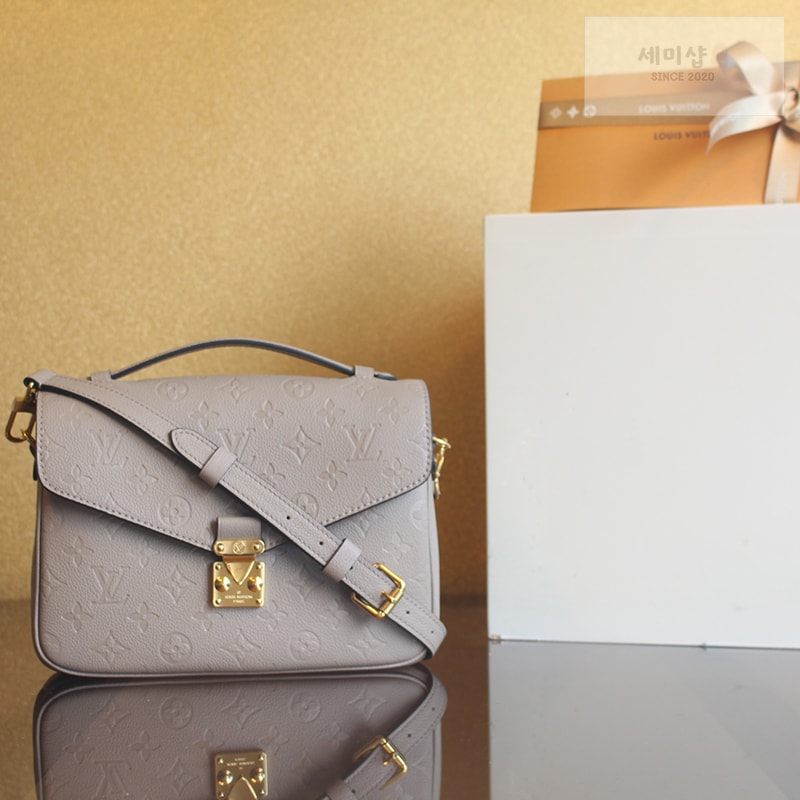 Louis Vuitton 루이비통 포쉐트 메티스 핸드백 앙프렝뜨 모노그램 M44881 갈렛 Bag 4번 이미지