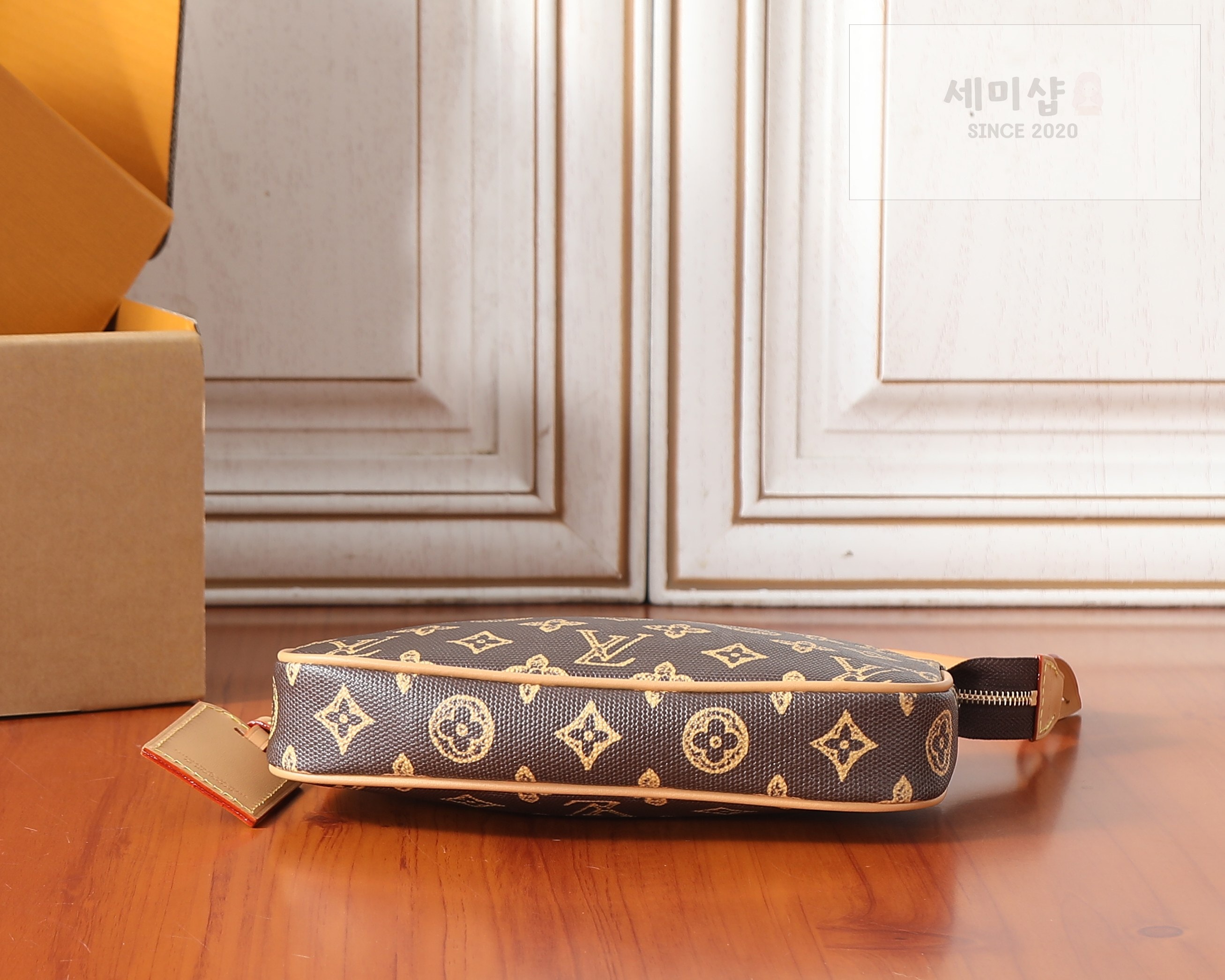 루이비통 루이비통 포쉐트 악세수아 오리진 캔버스 Bag 4번 이미지