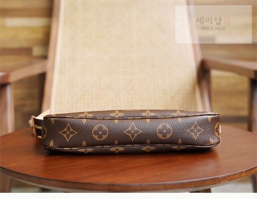 Louis Vuitton 루이비통 포쉐트 악세수아 모노그램 M40712 모노그램 Bag 3번 이미지
