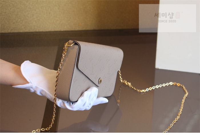Louis Vuitton 루이비통 포쉐트 펠리시 앙프렝뜨 모노그램 M68697 레플리카 6번 이미지 - Bag | 세미샵 레플리카 사이트