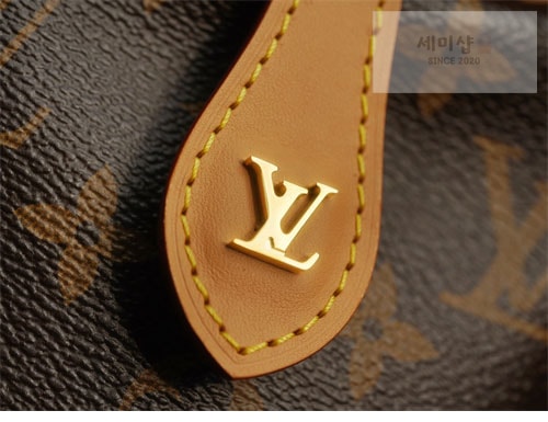 Louis Vuitton 루이비통 폴드 미 모노그램 파우치 백 M80874 레플리카 13번 이미지 - Bag | 세미샵 레플리카 사이트