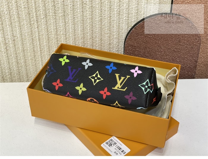Louis Vuitton 루이비통 x TM 코스메틱 파우치 PM M13744 모노그램 Bag 6번 이미지