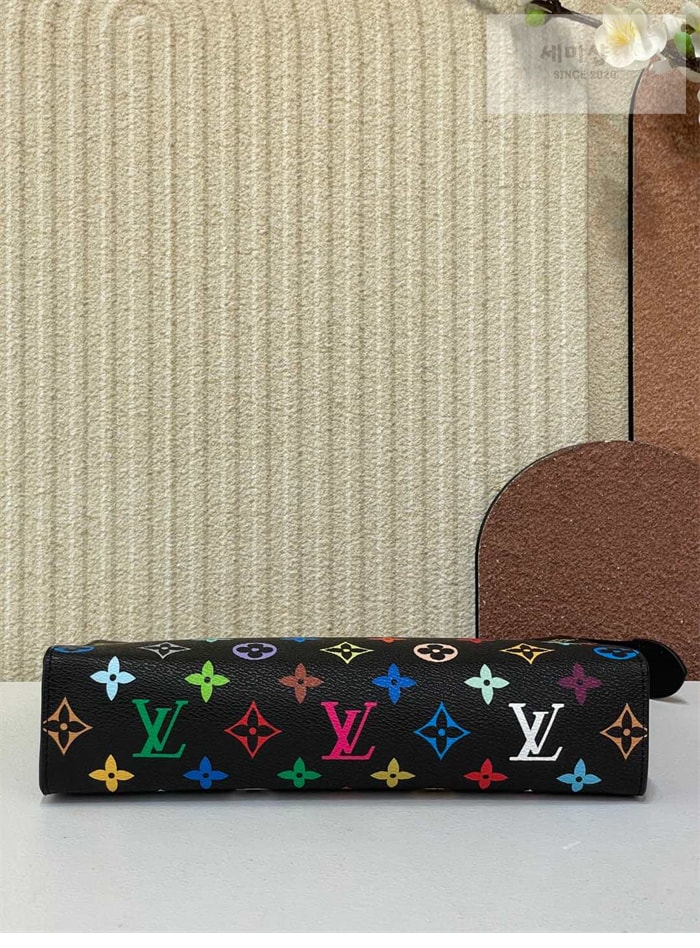 Louis Vuitton 루이비통 x TM 토일렛 파우치 M13746 모노그램 Bag 7번 이미지