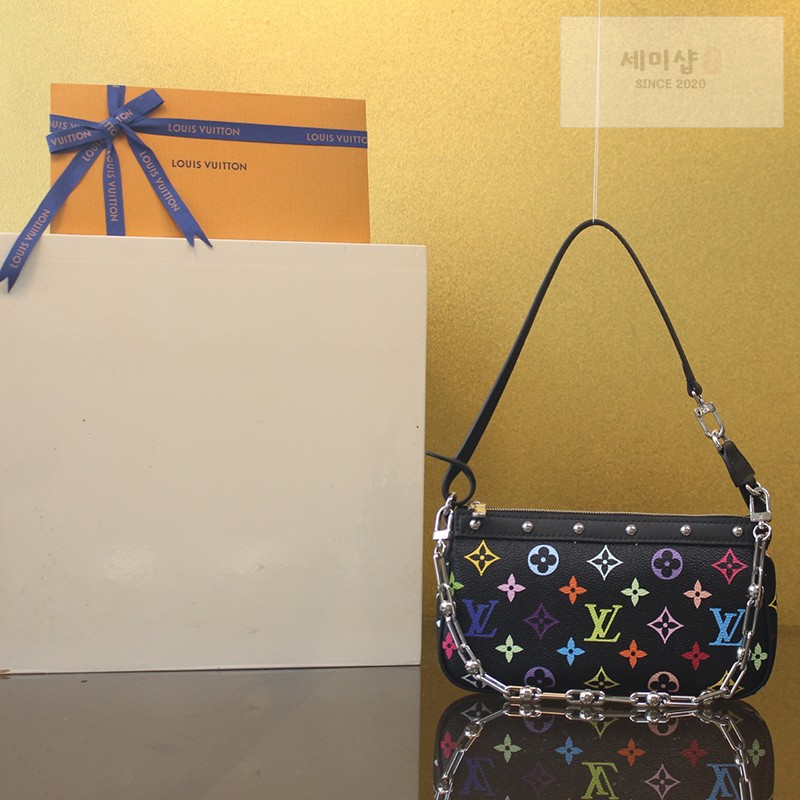 Louis Vuitton 루이비통 x TM 포쉐트 악세수아 블랙 모노그램 캔버스 멀티 M13663 멀티컬러 블랙 무라카미 Bag 1번 이미지