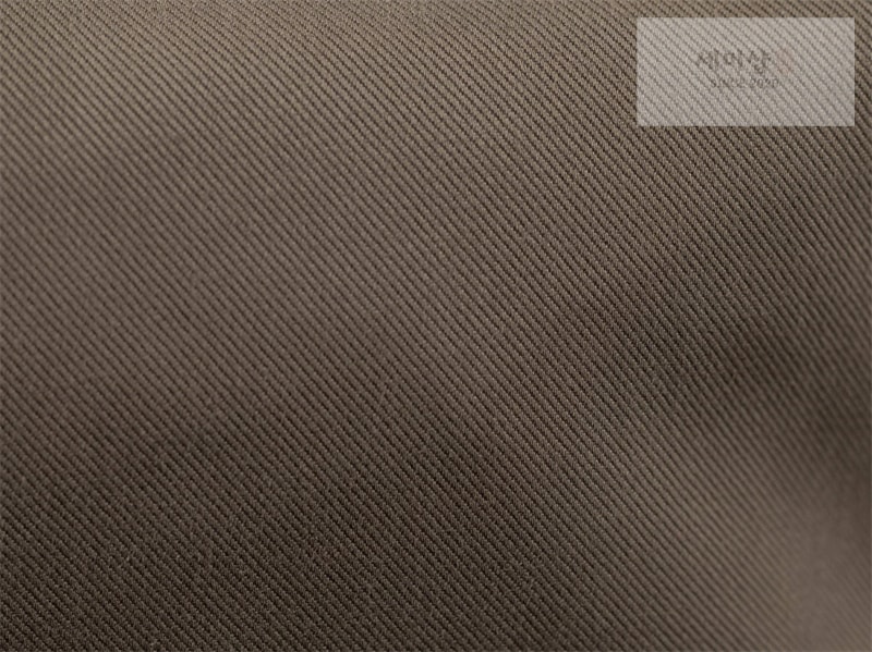 미우미우 미우미우 개버딘 파우치 올리브 그린 5NE841 Bag 4번 이미지