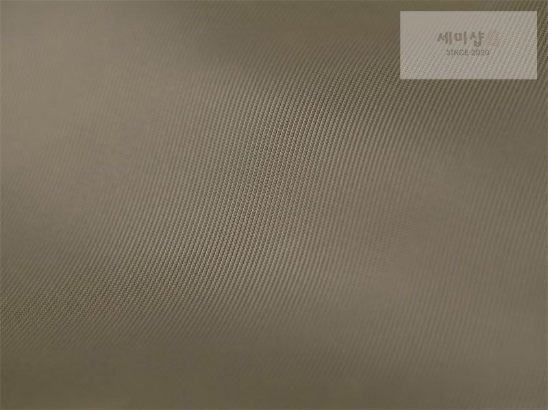 미우미우 미우미우 개버딘 파우치 올리브 그린 5NE841 Bag 2번 이미지