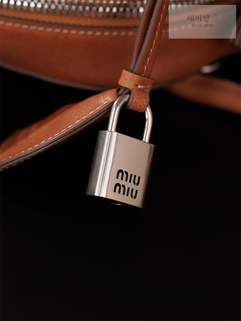 Miu Miu 미우미우 비반트 나파 레더 백 5bb199 꼬냑 Bag 22번 이미지