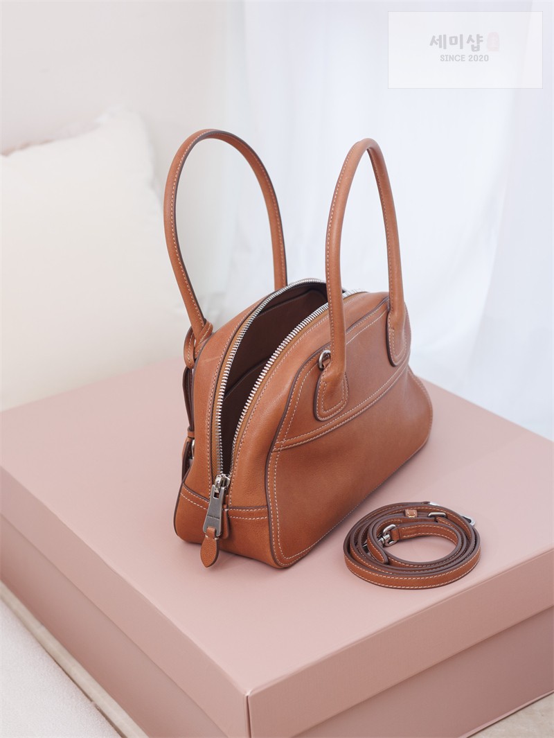 Miu Miu 미우미우 비반트 나파 레더 스몰 백 5BB200 꼬냑 Bag 8번 이미지