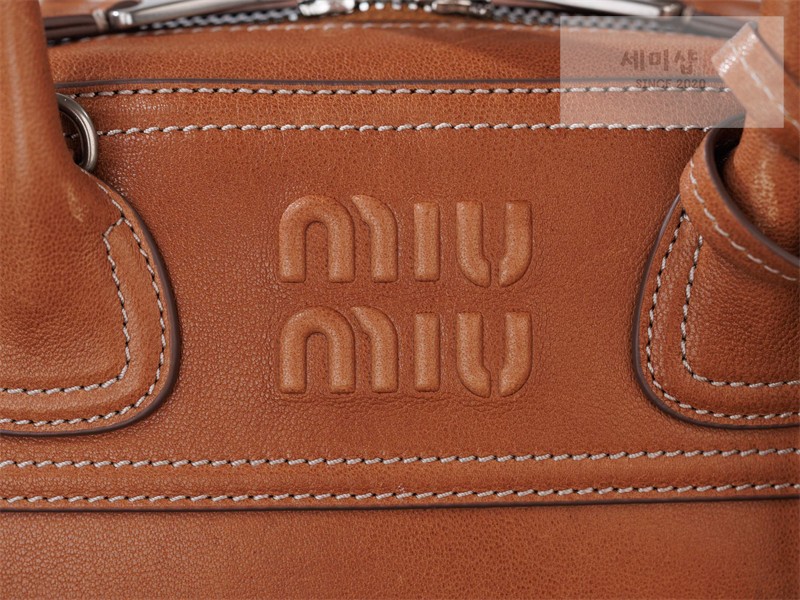 Miu Miu 미우미우 비반트 나파 레더 스몰 백 5BB200 꼬냑 Bag 14번 이미지