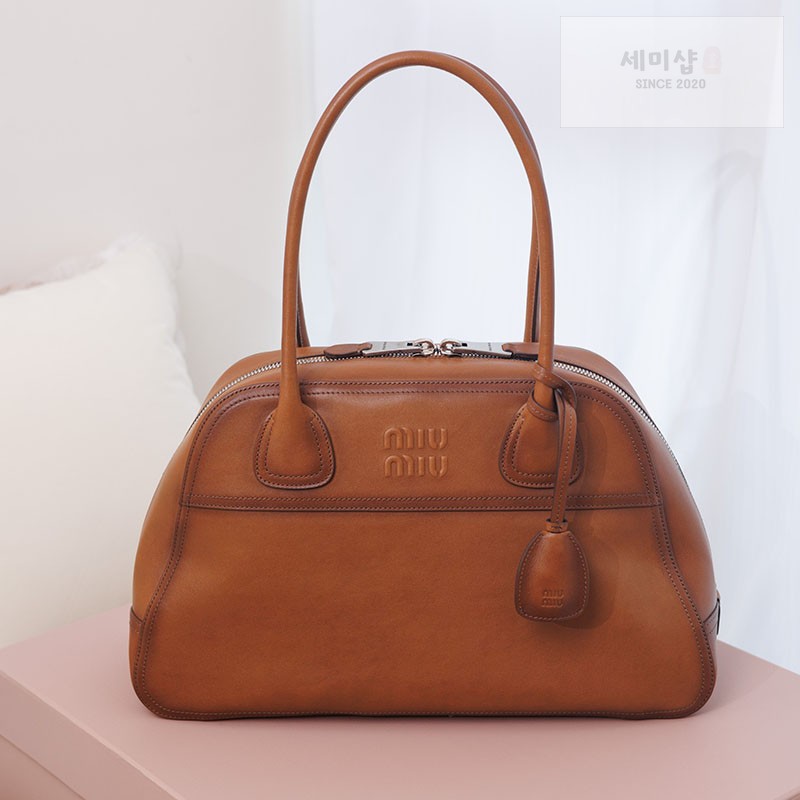 Miu Miu 미우미우 비방 나파 레더 백 꼬냑 5BB196 꼬냑 Bag 1번 이미지