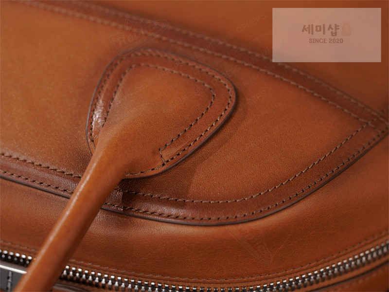 Miu Miu 미우미우 비방 나파 레더 백 꼬냑 5BB196 꼬냑 Bag 15번 이미지