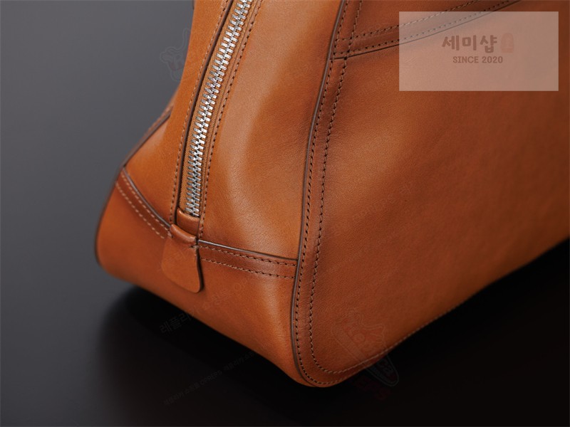 Miu Miu 미우미우 비방 나파 레더 백 꼬냑 5BB196 꼬냑 Bag 16번 이미지