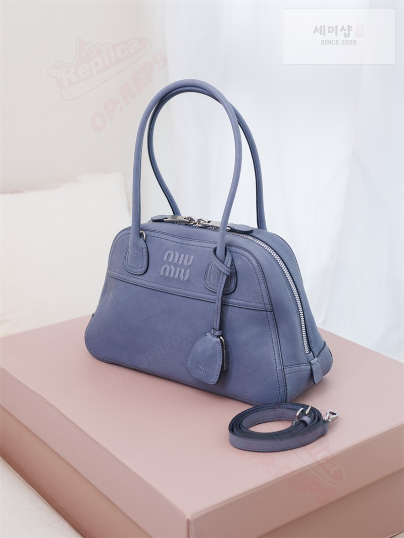 Miu Miu 미우미우 비방 나파 레더 백 5BB199 아스트랄 블루 Bag 5번 이미지