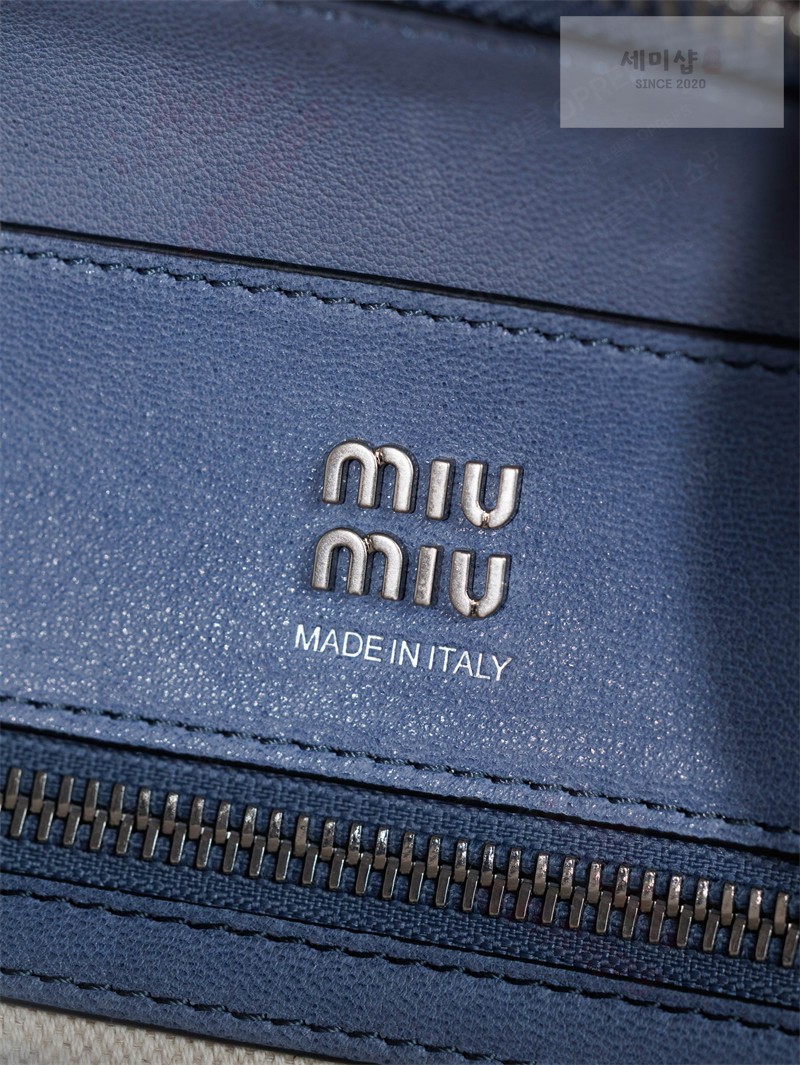 Miu Miu 미우미우 비방 나파 레더 백 5BB199 아스트랄 블루 Bag 23번 이미지