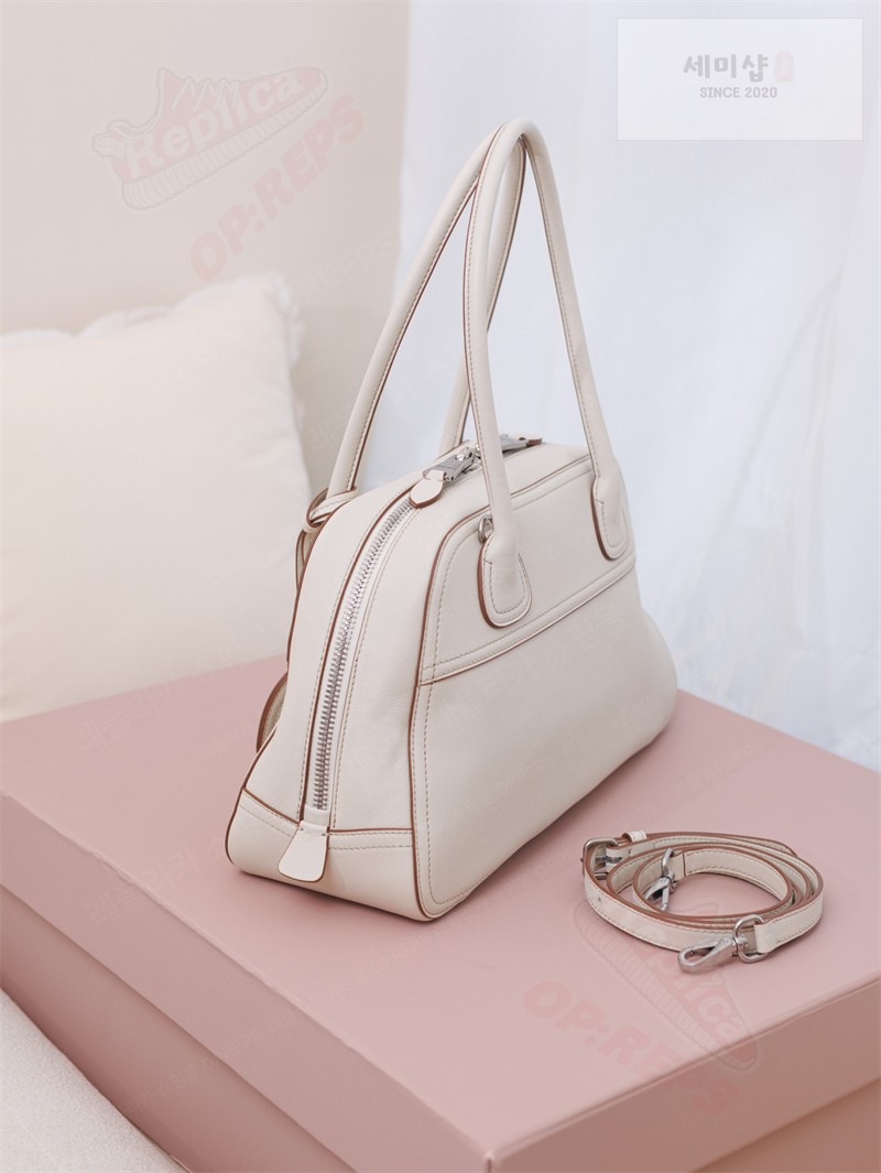 Miu Miu 미우미우 비방 나파 레더 백 5BB199 화이트 Bag 5번 이미지