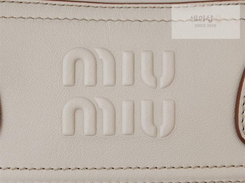 Miu Miu 미우미우 비방 나파 레더 백 5BB199 화이트 Bag 14번 이미지