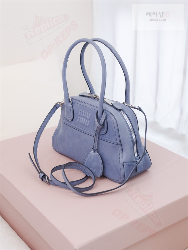 Miu Miu 미우미우 비방 스몰 나파 레더 백 5BB200 아스트랄 블루 Bag 11번 이미지