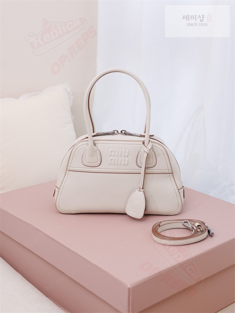 Miu Miu 미우미우 비방 스몰 나파 레더 백 5BB200 화이트 Bag 3번 이미지